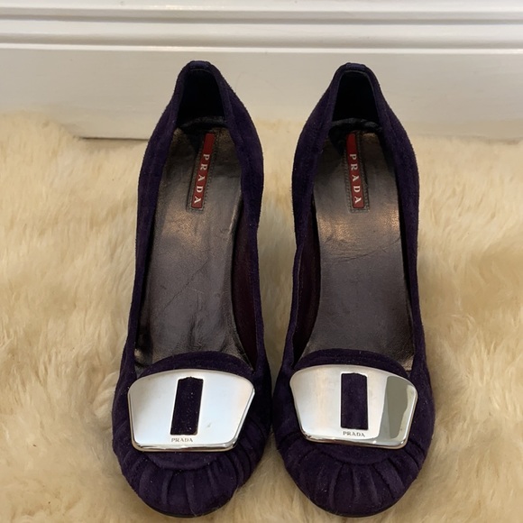 Prada Suede Pumps Authentic - Picture 2 of 12